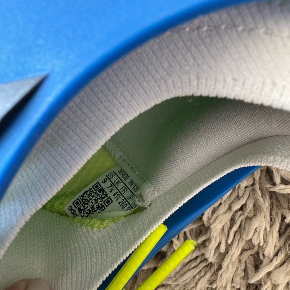 Stella McCartney Kids Blue and Yellow Sneakers - Picture 6 of 6